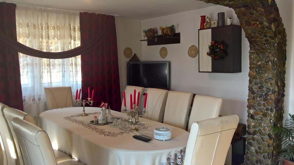 Maison d'hôtes Casa Ionela Petreus 3*
